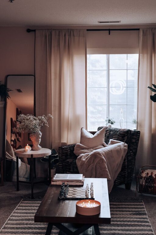 Affordable Tips for Creating a Cozy and Inviting Living Space